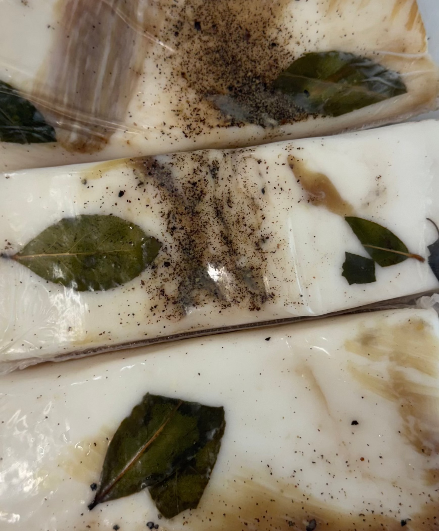 Salo with Bay Leaf